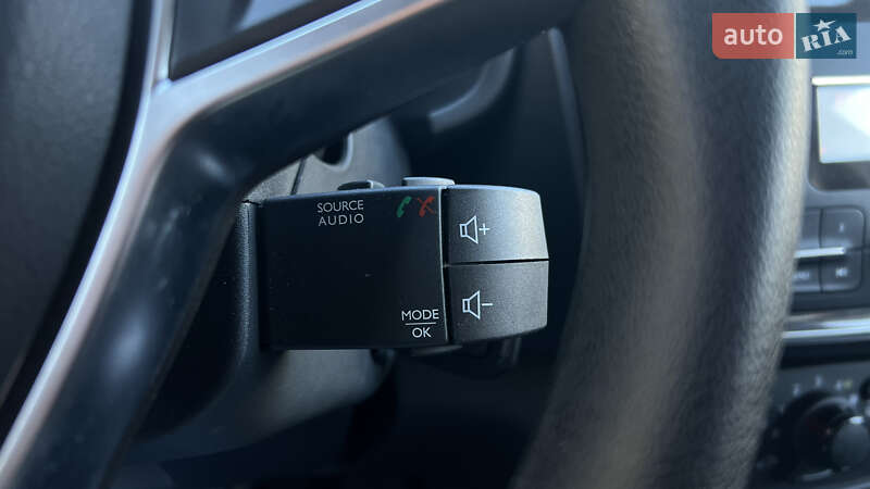 Хэтчбек Renault Sandero 2020 в Львове фото 22 Хэтчбек Renault Sandero 2020 в Львове