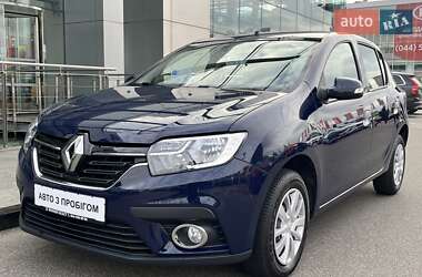 Хэтчбек Renault Sandero 2019 в 