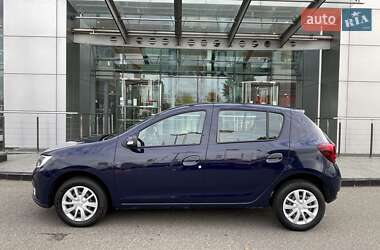 Хэтчбек Renault Sandero 2019 в 