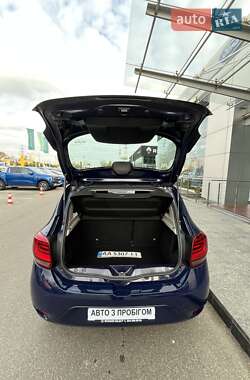 Хэтчбек Renault Sandero 2019 в 