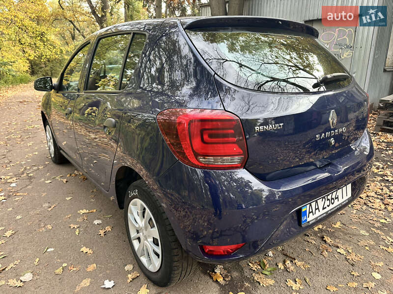 Хэтчбек Renault Sandero 2019 в Киеве фото 2 Хэтчбек Renault Sandero 2019 в Киеве