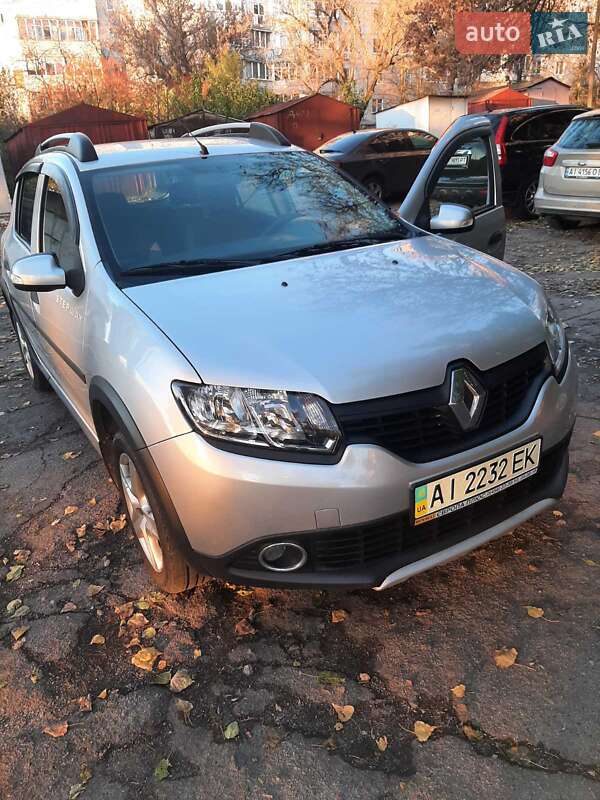 Хэтчбек Renault Sandero 2014 в Белой Церкви
