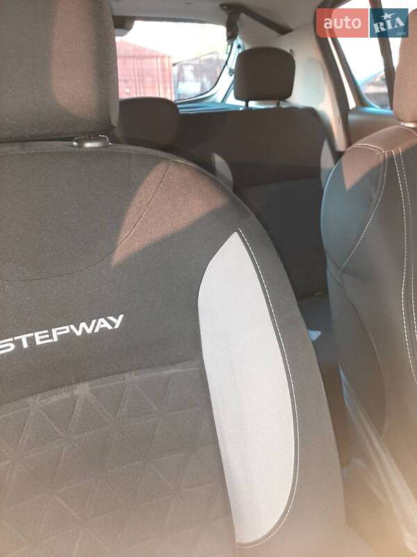 Хэтчбек Renault Sandero 2014 в Белой Церкви