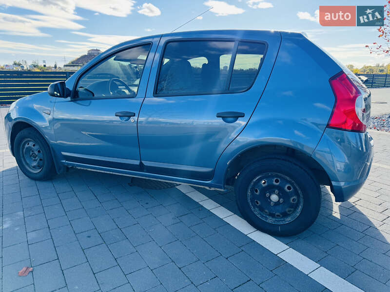 Хэтчбек Renault Sandero 2011 в Мукачево фото 4 Хэтчбек Renault Sandero 2011 в Мукачево