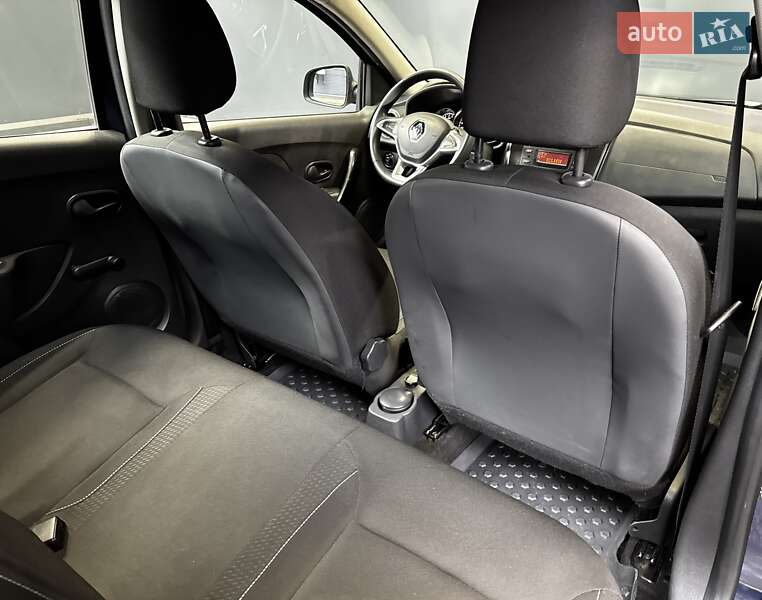 Хэтчбек Renault Sandero 2019 в Киеве фото 32 Хэтчбек Renault Sandero 2019 в Киеве