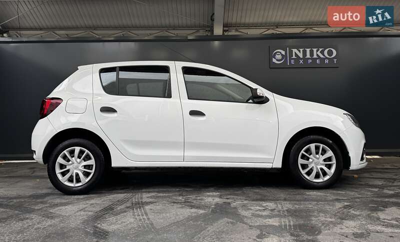 Хэтчбек Renault Sandero 2019 в Киеве фото 21 Хэтчбек Renault Sandero 2019 в Киеве