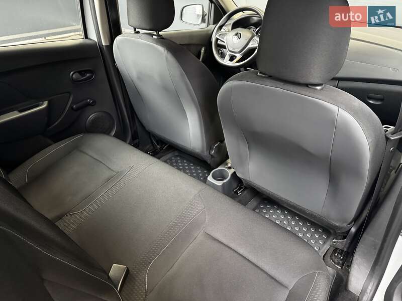 Хэтчбек Renault Sandero 2019 в Киеве фото 34 Хэтчбек Renault Sandero 2019 в Киеве