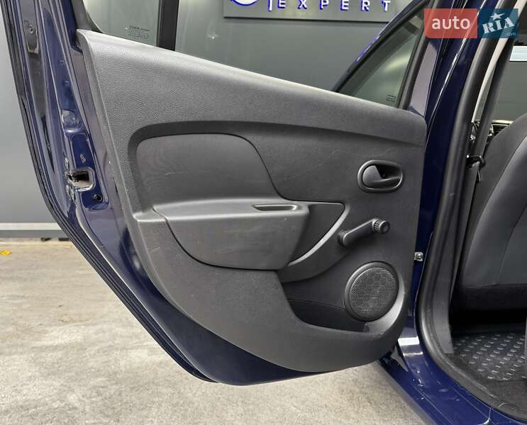 Хэтчбек Renault Sandero 2019 в Киеве фото 36 Хэтчбек Renault Sandero 2019 в Киеве