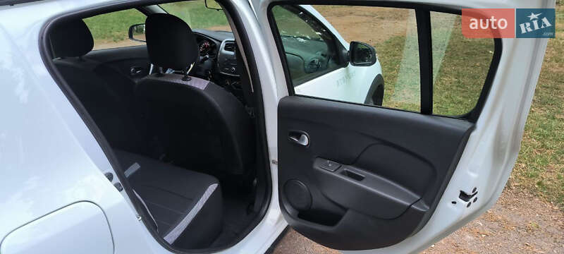 Хетчбек Renault Sandero 2021 в Чернігові