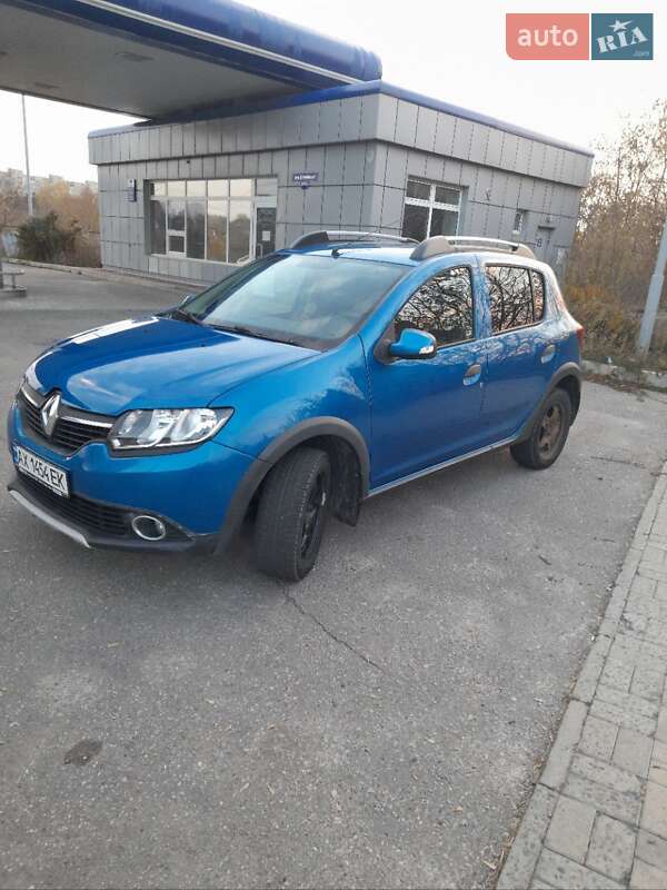 Хетчбек Renault Sandero 2015 в Харкові фото 3 Хетчбек Renault Sandero 2015 в Харкові