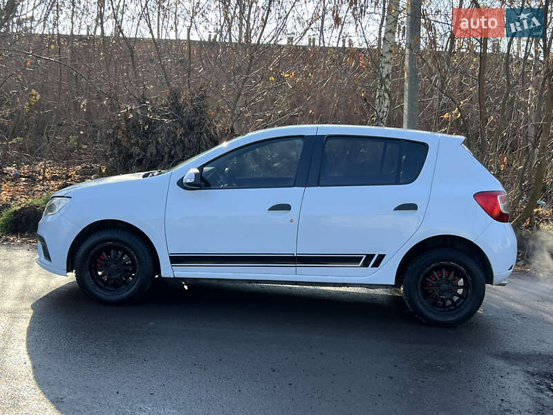 Хэтчбек Renault Sandero 2016 в Шептицькому фото 11 Хэтчбек Renault Sandero 2016 в Шептицькому