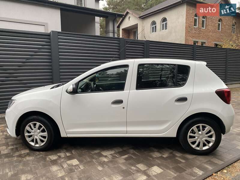 Хэтчбек Renault Sandero 2018 в Броварах