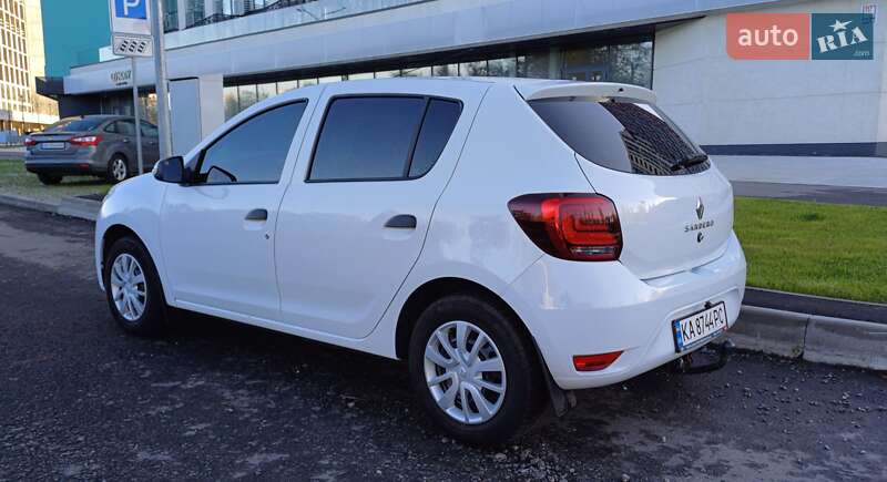 Хэтчбек Renault Sandero 2021 в Киеве