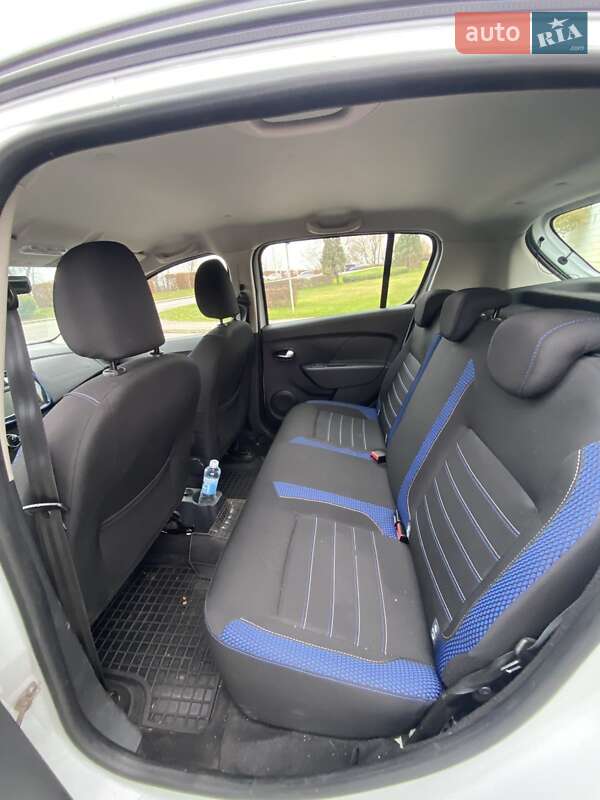 Хэтчбек Renault Sandero 2020 в Киеве