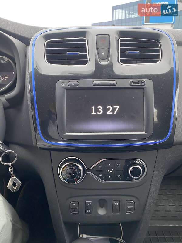 Хэтчбек Renault Sandero 2020 в Киеве