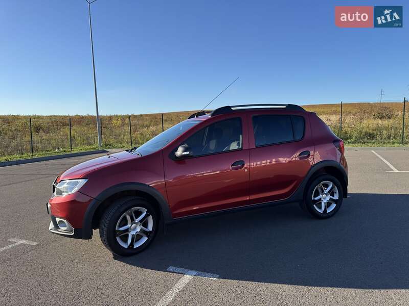 Хэтчбек Renault Sandero 2017 в Ровно фото 4 Хэтчбек Renault Sandero 2017 в Ровно