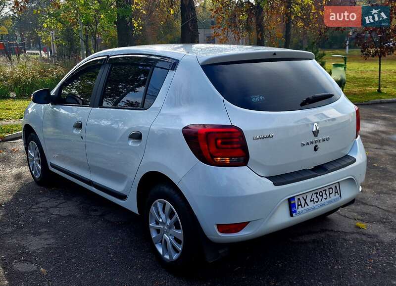 Хэтчбек Renault Sandero 2019 в Песочине