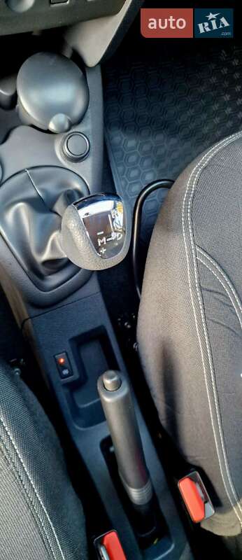 Хэтчбек Renault Sandero 2019 в Песочине