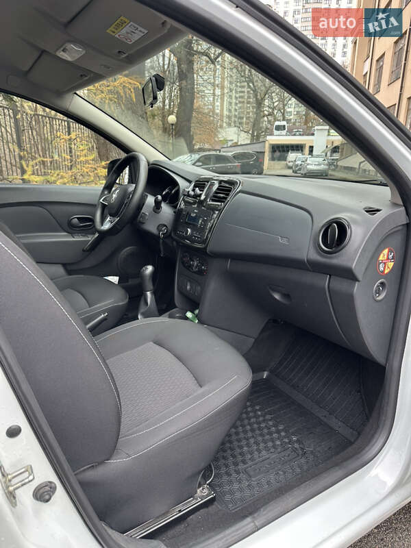 Хэтчбек Renault Sandero 2019 в Киеве фото 18 Хэтчбек Renault Sandero 2019 в Киеве