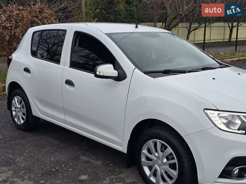 Хэтчбек Renault Sandero 2018 в Хмельницком