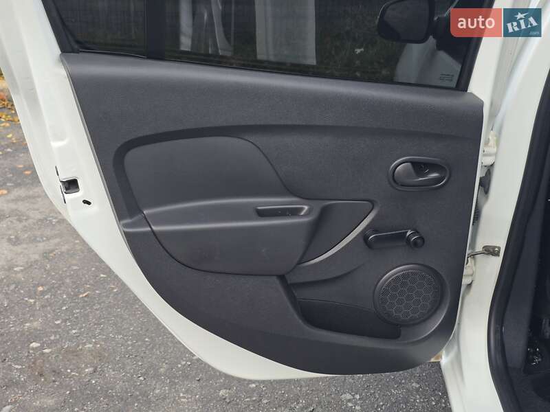 Хэтчбек Renault Sandero 2018 в Хмельницком