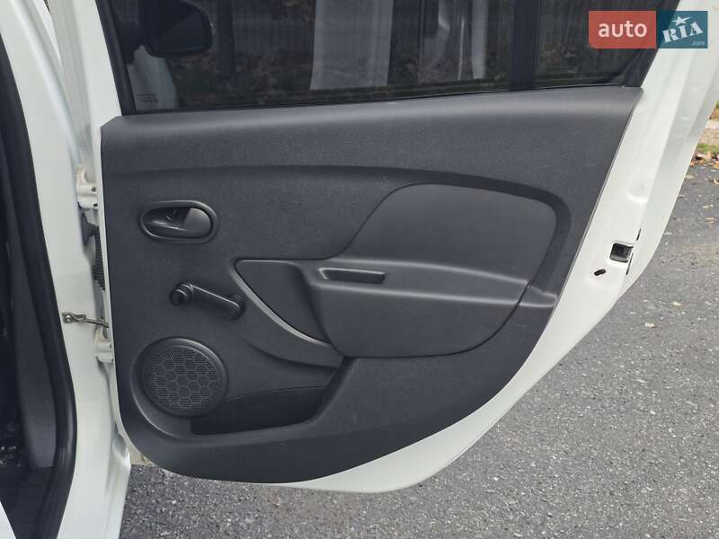 Хэтчбек Renault Sandero 2018 в Хмельницком