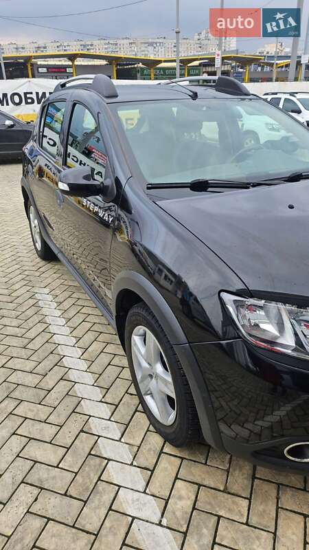 Хэтчбек Renault Sandero 2013 в Харькове фото 3 Хэтчбек Renault Sandero 2013 в Харькове