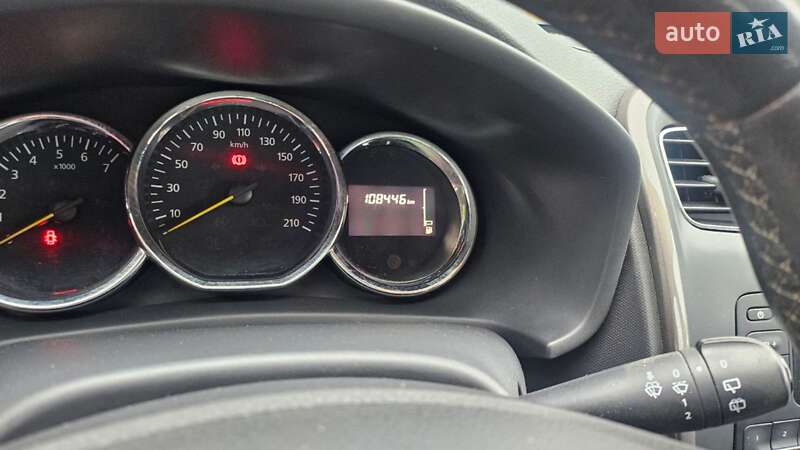 Хэтчбек Renault Sandero 2013 в Харькове фото 7 Хэтчбек Renault Sandero 2013 в Харькове