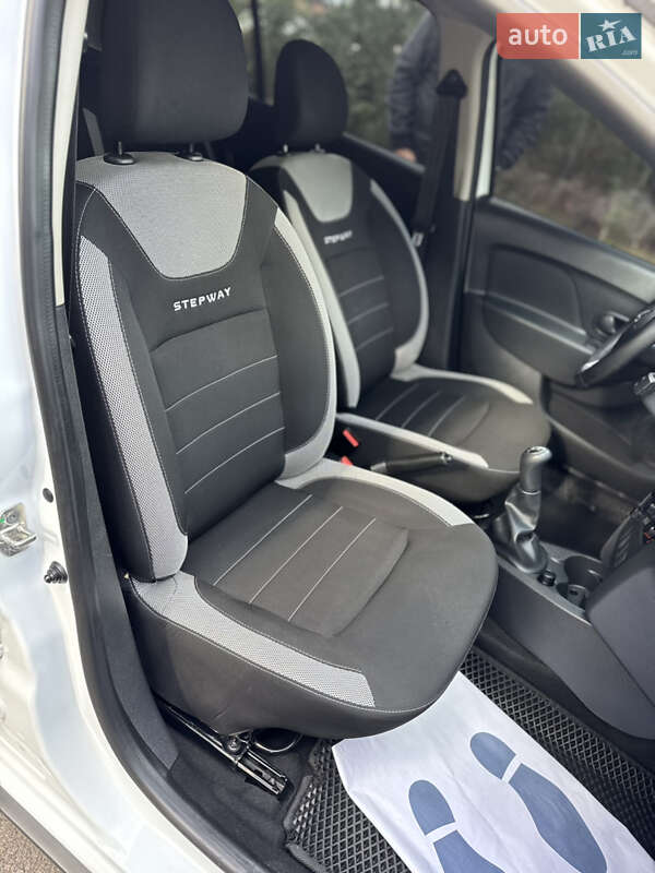 Хэтчбек Renault Sandero 2021 в Виннице