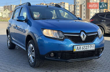 Хетчбек Renault Sandero 2016 в Хмельницькому