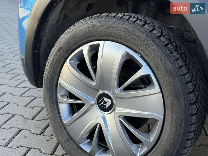 Хэтчбек Renault Sandero 2016 в Хмельницком фото 11 Хэтчбек Renault Sandero 2016 в Хмельницком