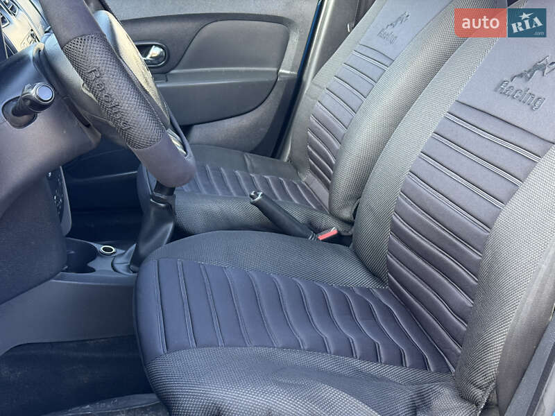 Хэтчбек Renault Sandero 2016 в Хмельницком фото 14 Хэтчбек Renault Sandero 2016 в Хмельницком