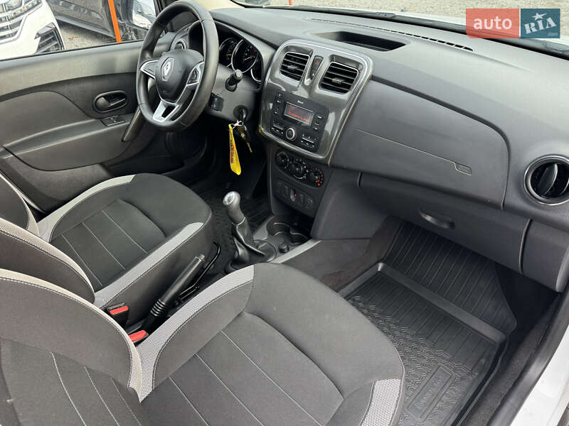 Хэтчбек Renault Sandero 2021 в Умани