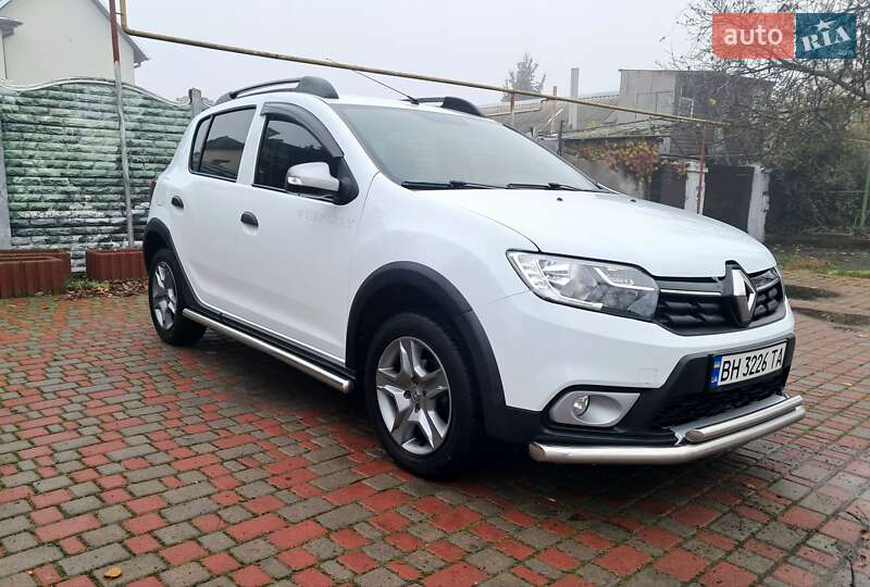 Хэтчбек Renault Sandero 2017 в Одессе фото 7 Хэтчбек Renault Sandero 2017 в Одессе