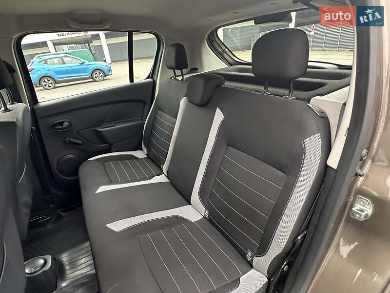 Хэтчбек Renault Sandero 2020 в Киеве