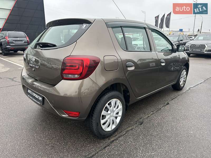 Хэтчбек Renault Sandero 2019 в Киеве