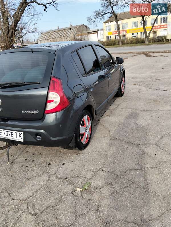 Хетчбек Renault Sandero 2010 в Нікополі
