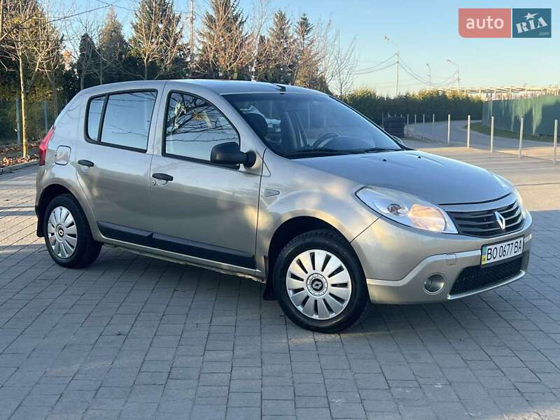 Renault Sandero 2012 Renault Sandero 2012