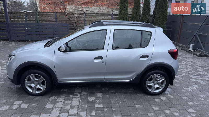 Хэтчбек Renault Sandero 2019 в Ивано-Франковске