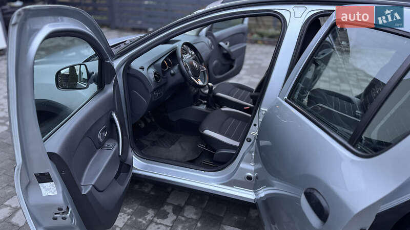 Хэтчбек Renault Sandero 2019 в Ивано-Франковске