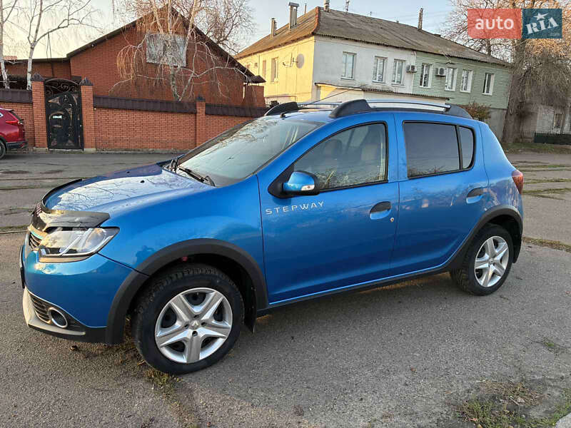 Хэтчбек Renault Sandero 2014 в Николаеве