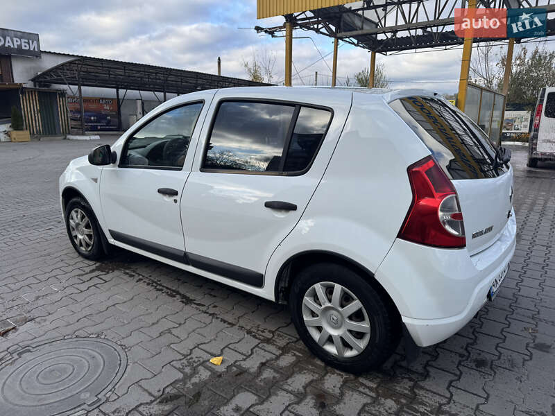 Хэтчбек Renault Sandero 2011 в Хмельницком фото 4 Хэтчбек Renault Sandero 2011 в Хмельницком