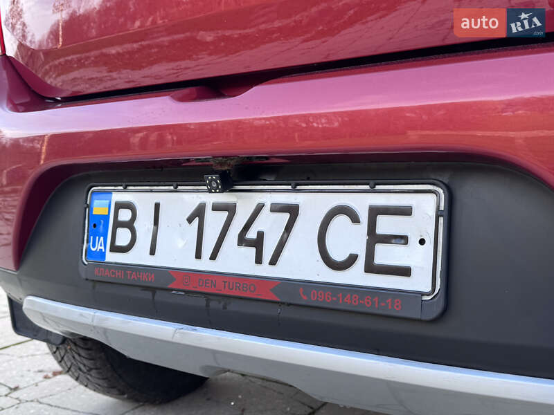 Хетчбек Renault Sandero 2015 в Полтаві