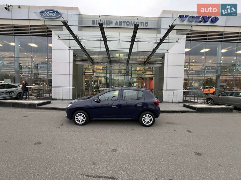 Хэтчбек Renault Sandero 2019 в Киеве