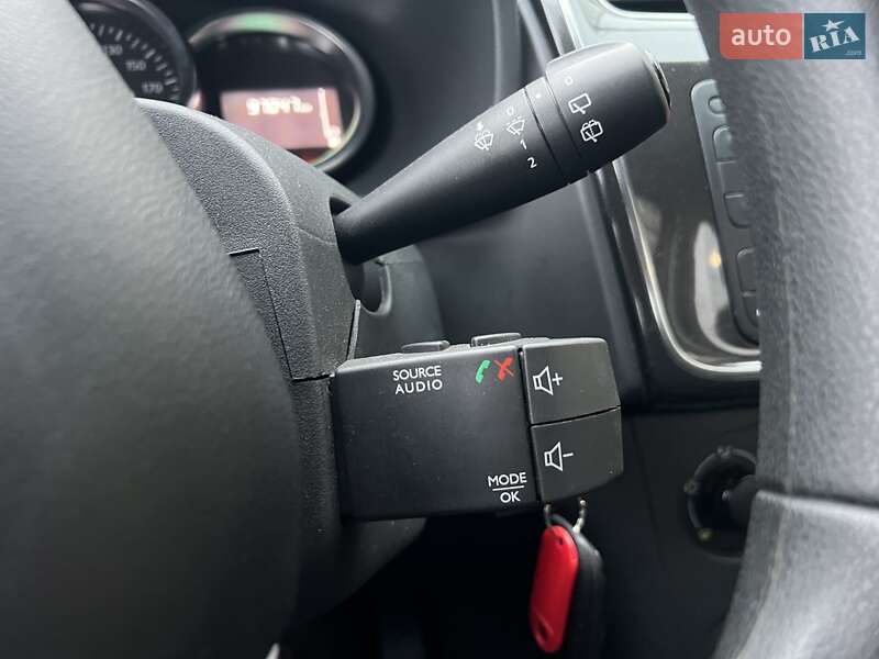 Хэтчбек Renault Sandero 2019 в Киеве