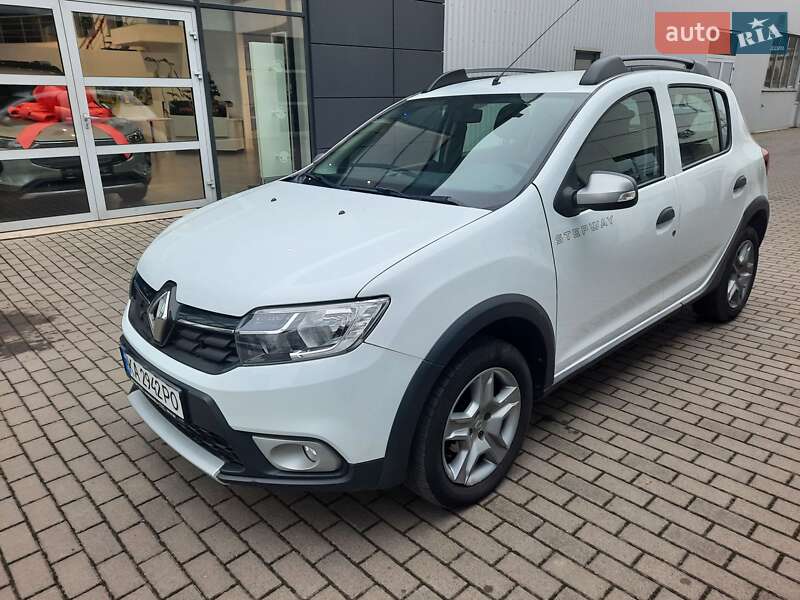 Хетчбек Renault Sandero 2021 в Хмельницькому