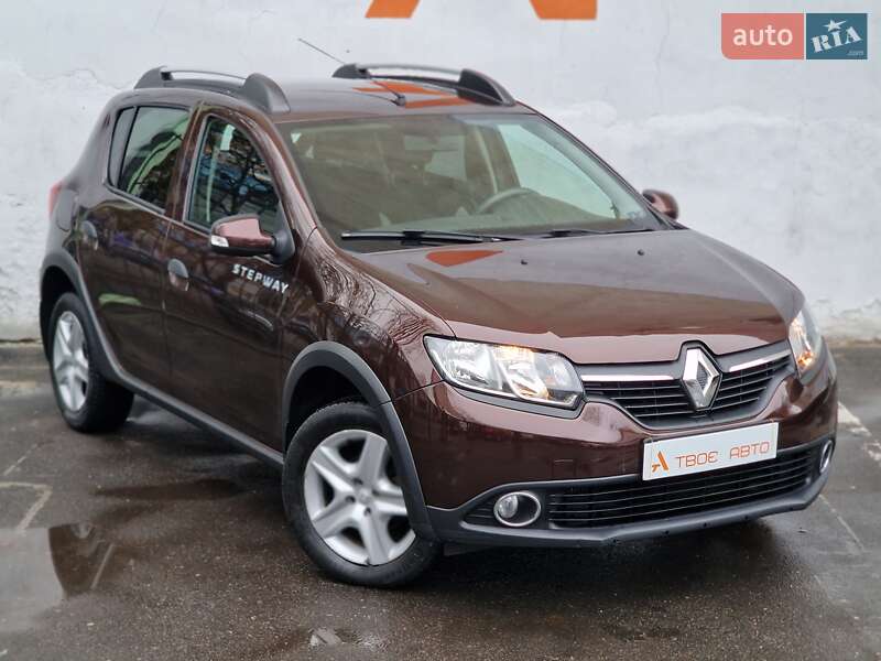 Хэтчбек Renault Sandero 2016 в Одессе