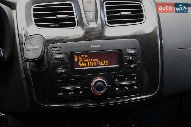 Хетчбек Renault Sandero 2019 в Києві фото 18 Хетчбек Renault Sandero 2019 в Києві