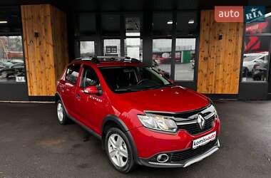 Хэтчбек Renault Sandero 2013 в Виннице