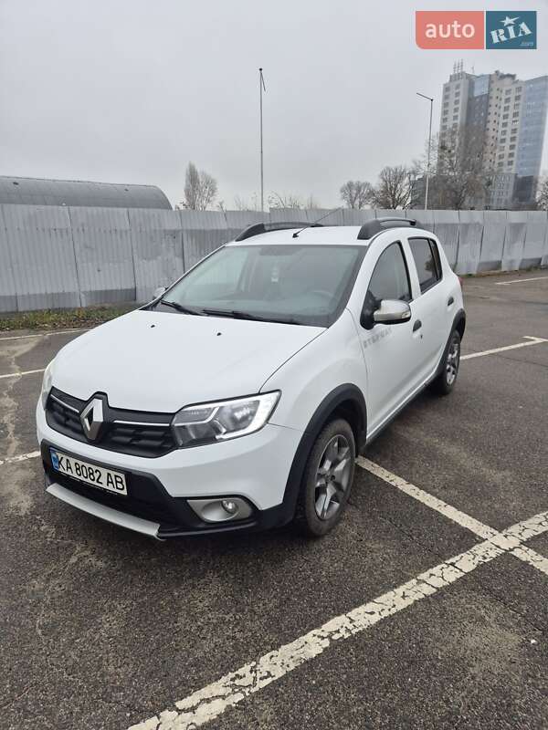 Renault Sandero 2021